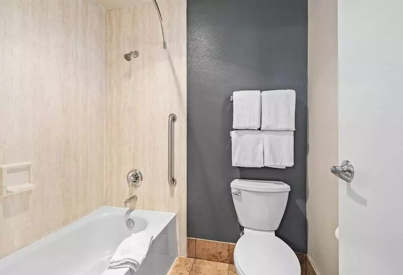 호텔 Bend Inn & Suites