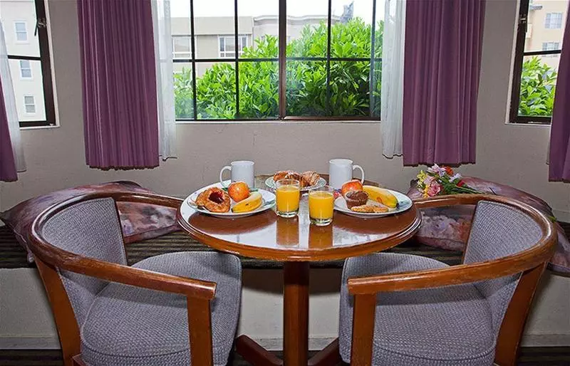 Hotelli Buena Vista Motor Inn