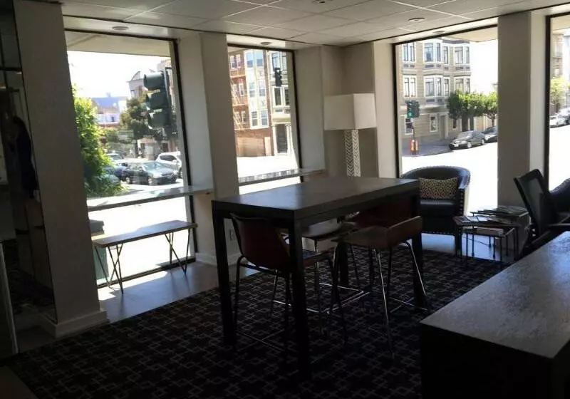 Hotelli Buena Vista Motor Inn