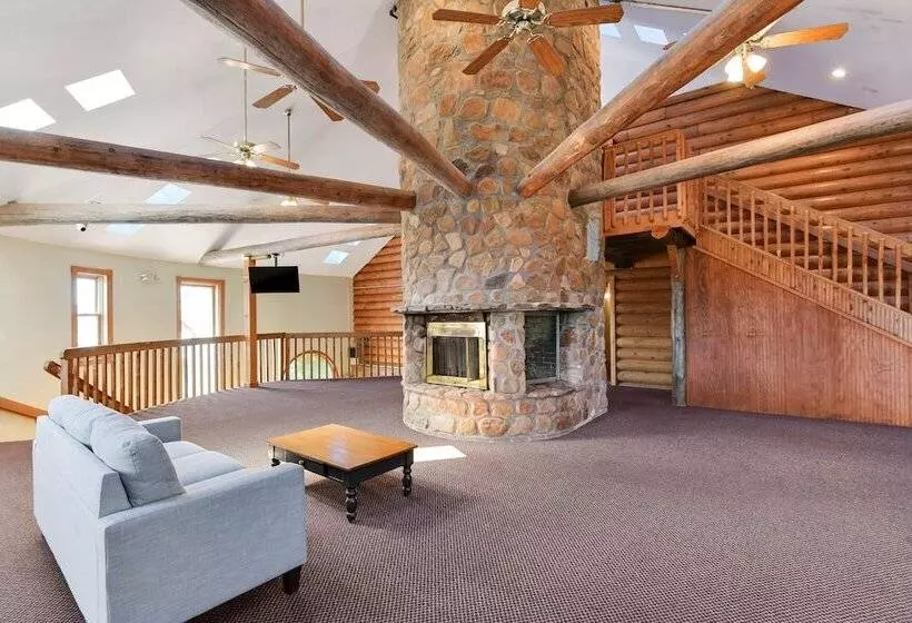 Отель Casa Loma Economy Inn