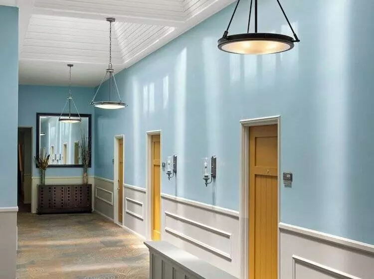 هتل Catalina Island Inn