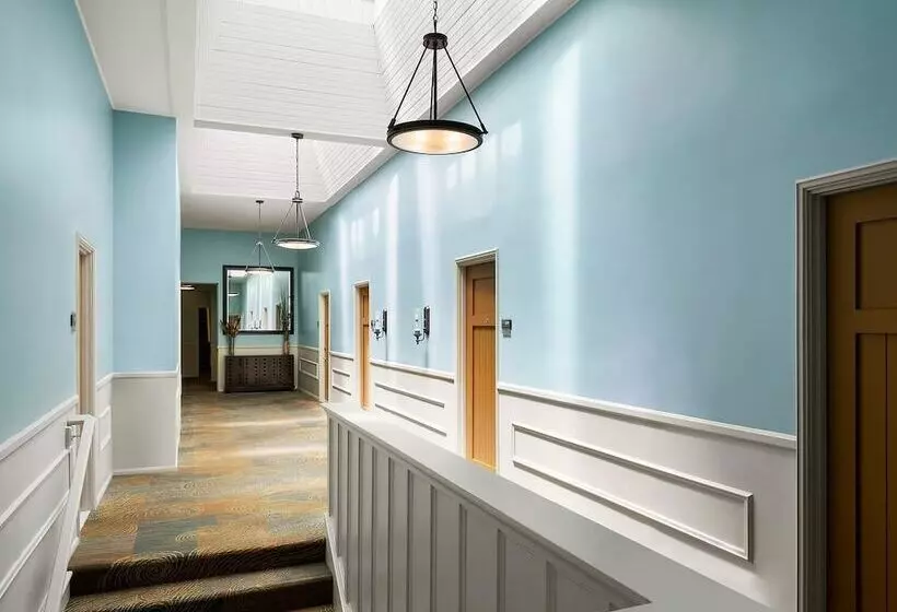 هتل Catalina Island Inn