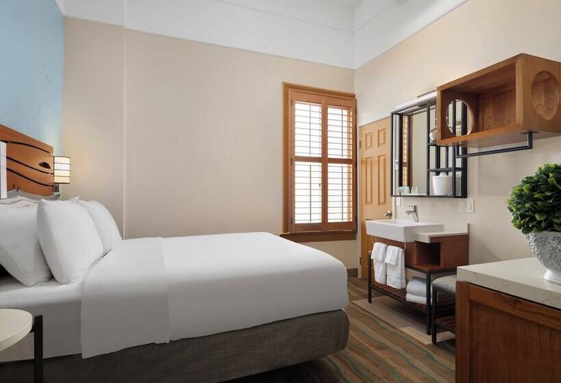 فندق Catalina Island Inn