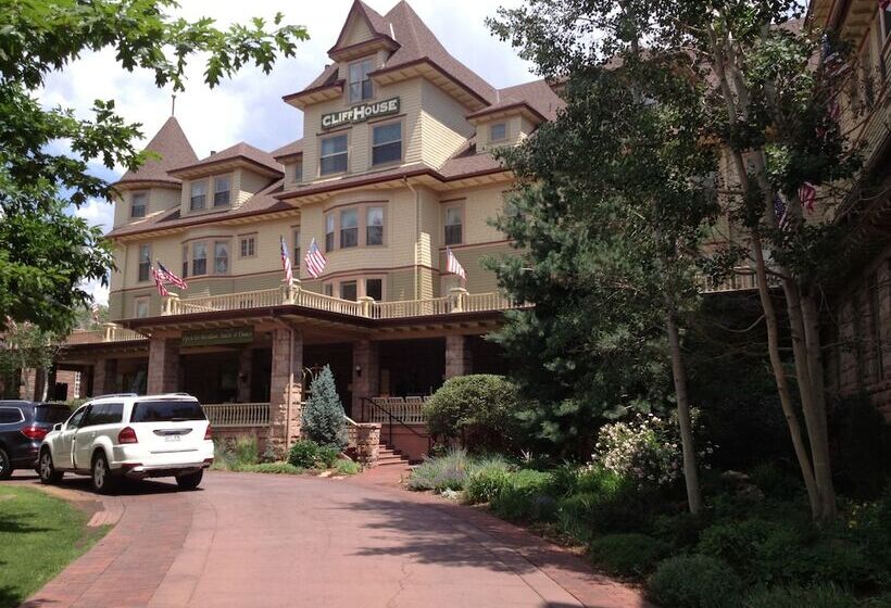 Отель Cliff House At Pikes Peak