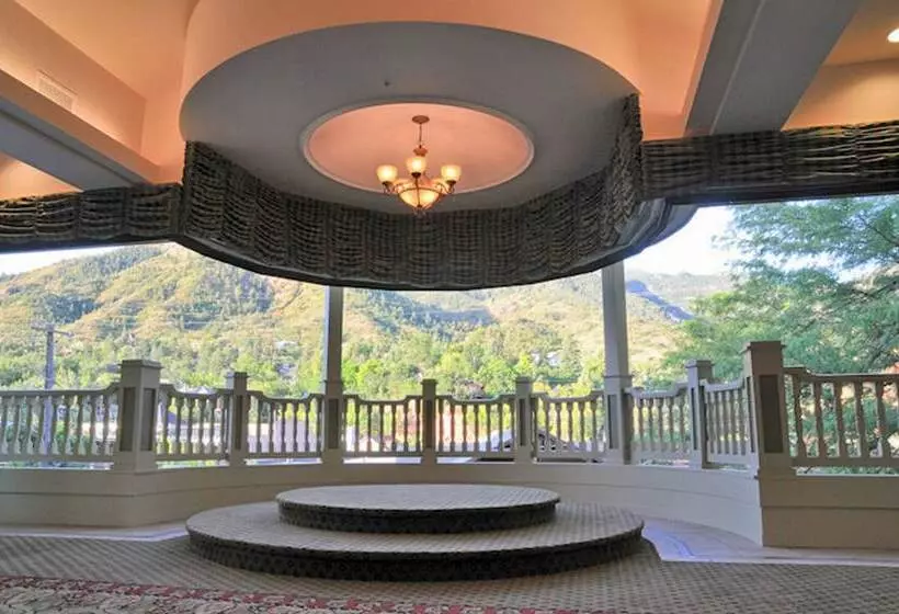 酒店 Cliff House At Pikes Peak