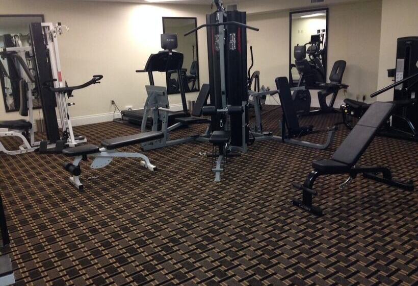 Отель Cliff House At Pikes Peak