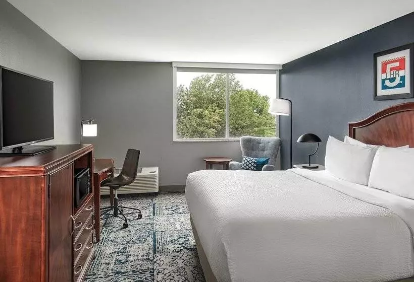 ホテル Four Points By Sheraton Kalamazoo