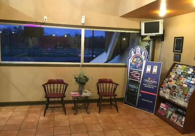 ホテル Red Carpet Inn