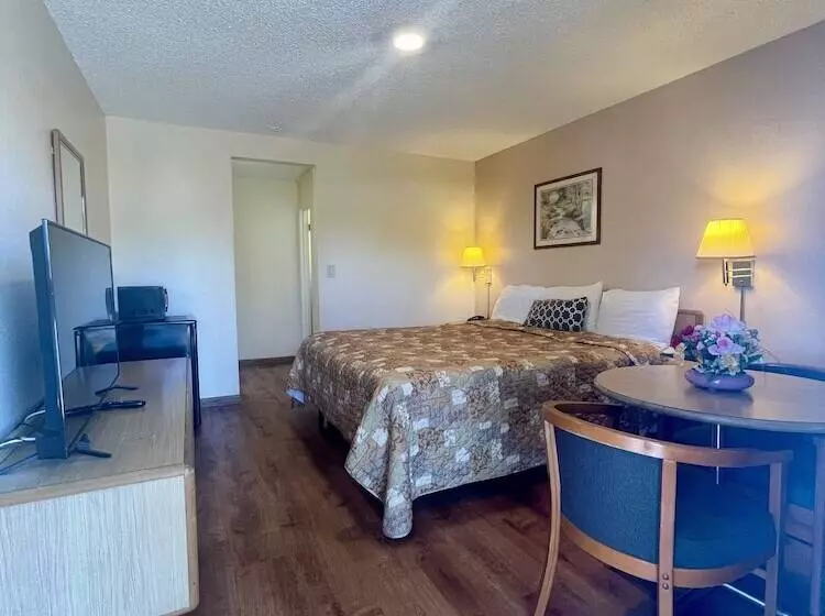 호텔 Regency Inn Lakeport