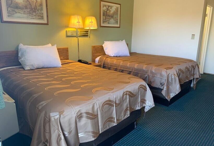 ホテル Regency Inn Lakeport