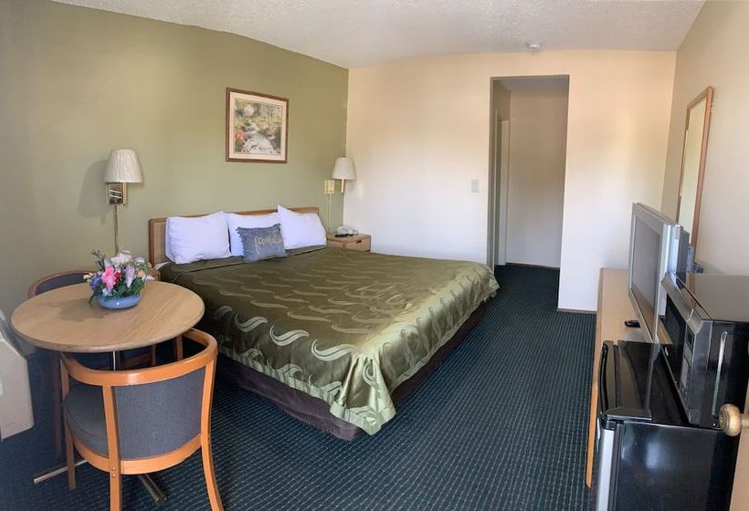 ホテル Regency Inn Lakeport