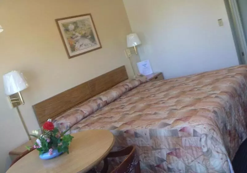 호텔 Regency Inn Lakeport