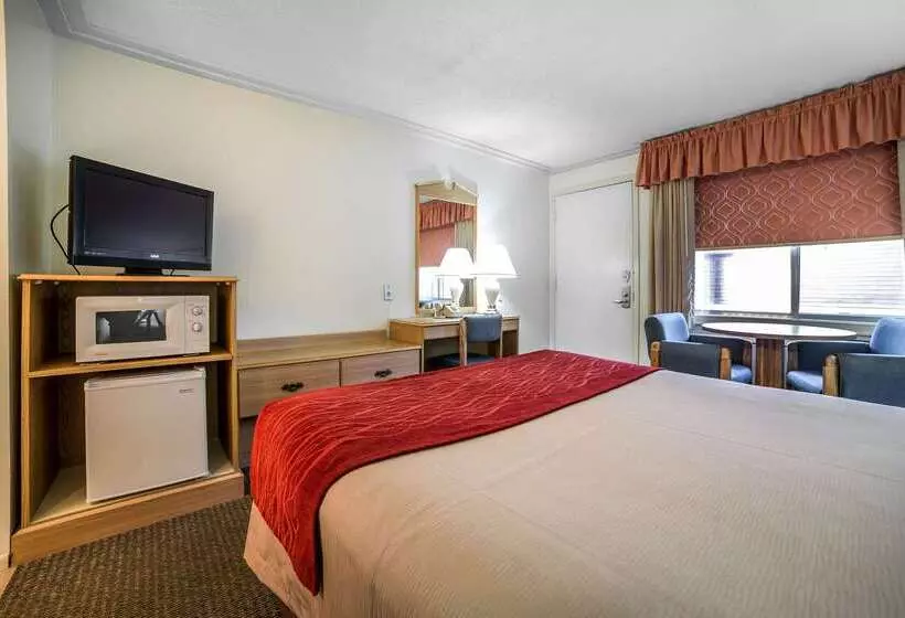 호텔 Rodeway Inn Pronghorn Lodge