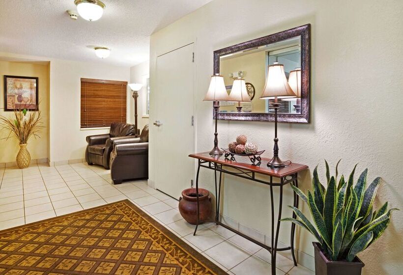 فندق Sonesta Simply Suites Knoxville