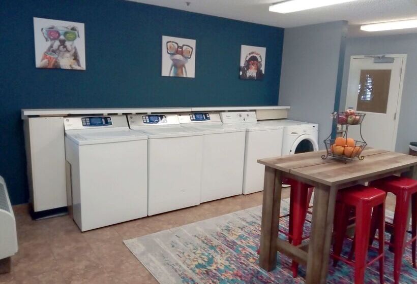 Отель Sonesta Simply Suites Somerset