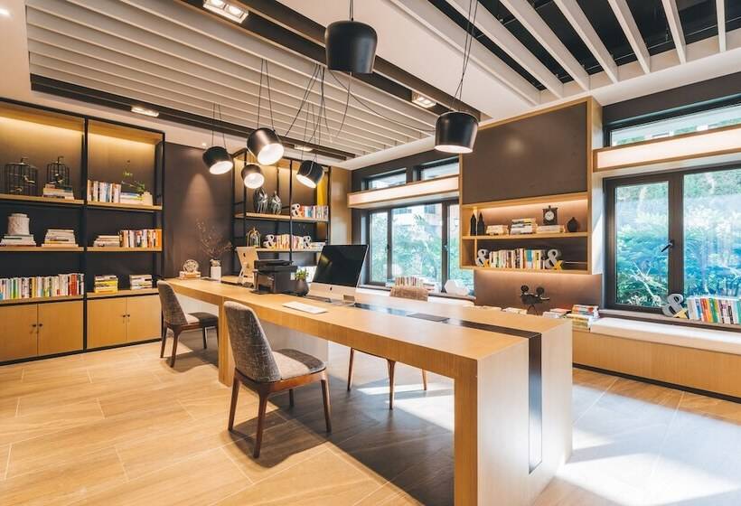 Atour Hotel Yifeng Terminal Building Zhongshan