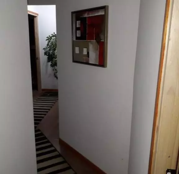 ベッドアンドブレックファースト Hostal Girasoles, Empresas,facturas