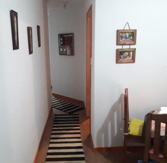 تختخواب و صبحانه Hostal Girasoles, Empresas,facturas