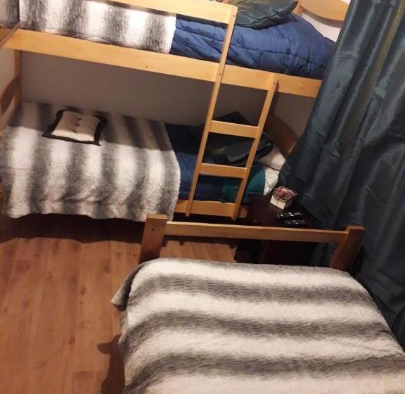 تختخواب و صبحانه Hostal Girasoles, Empresas,facturas