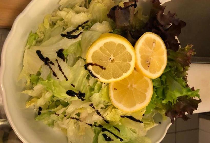 민박 Napsugár Club és Panzió