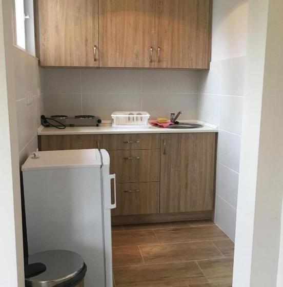 민박 Napsugár Club és Panzió