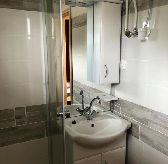 민박 Napsugár Club és Panzió