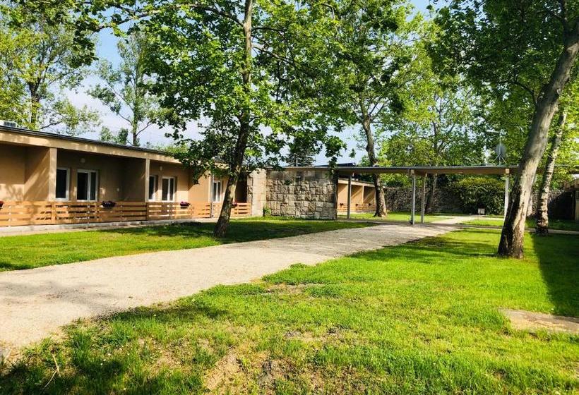 민박 Napsugár Club és Panzió