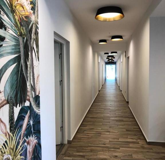 민박 Napsugár Club és Panzió