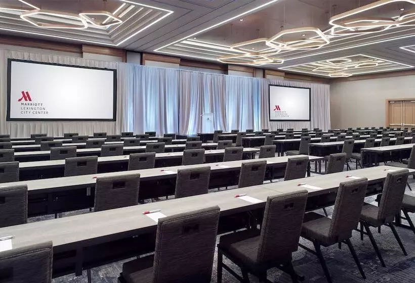 هتل Lexington Marriott City Center