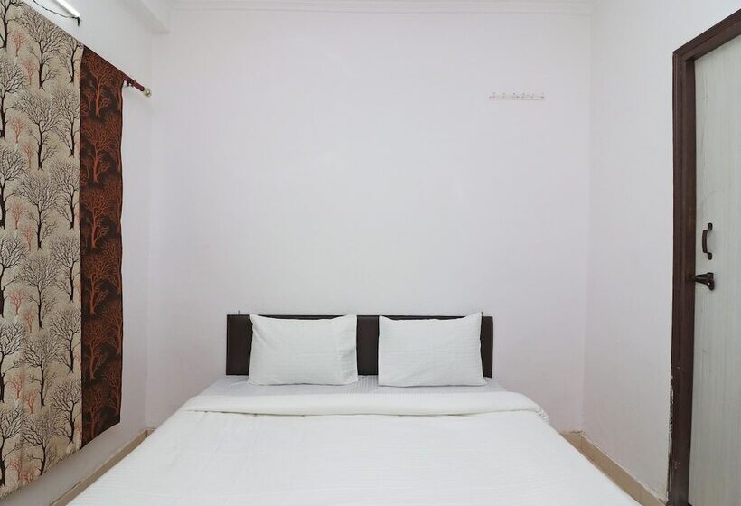 Hotell Spot On 42402 Doon Inn