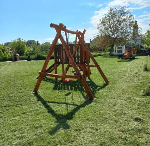 Pensionat Napfény Apartman