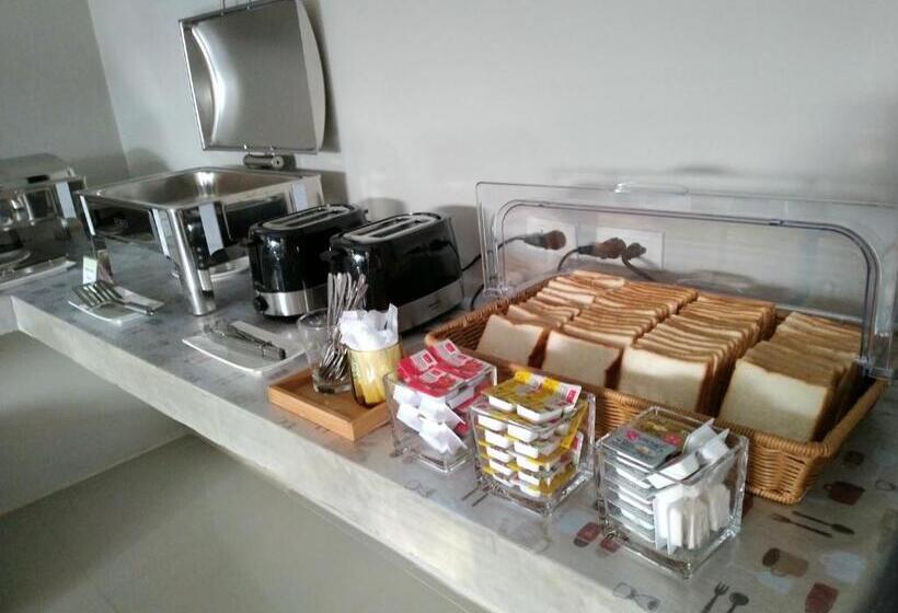 Sawasdee Buriram Resort