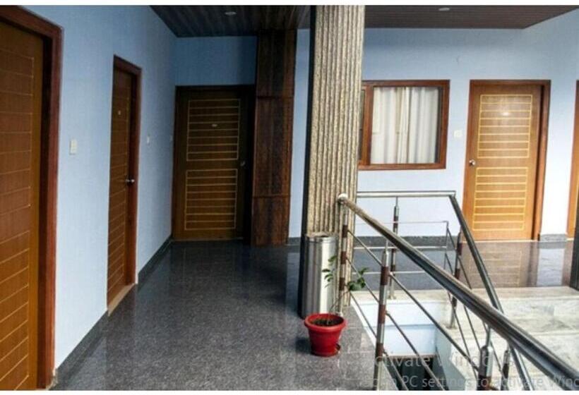 ホテル Goroomgo Divine Hills Shimla