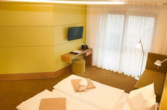 Hotelli Traumhaus Im Elsterpark