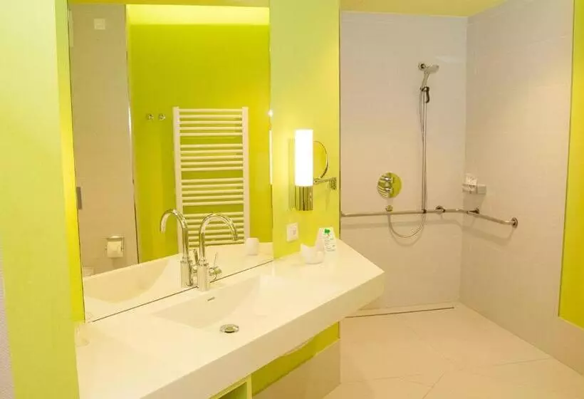 Hotelli Traumhaus Im Elsterpark