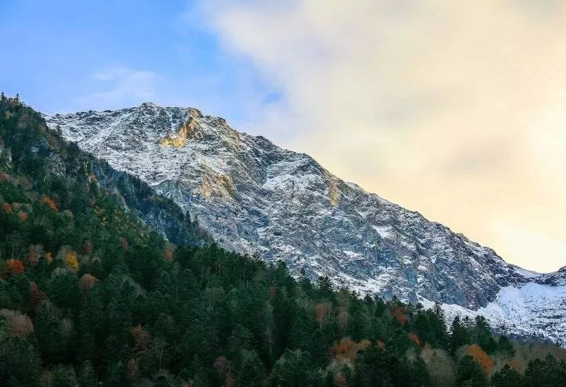 تختخواب و صبحانه O Chiroulet  Le Refuge De L Isard