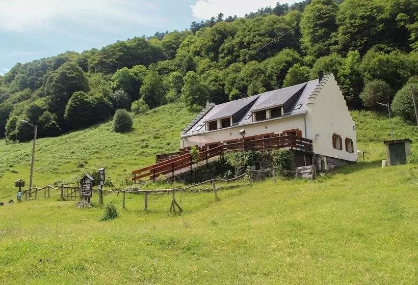 تختخواب و صبحانه O Chiroulet  Le Refuge De L Isard