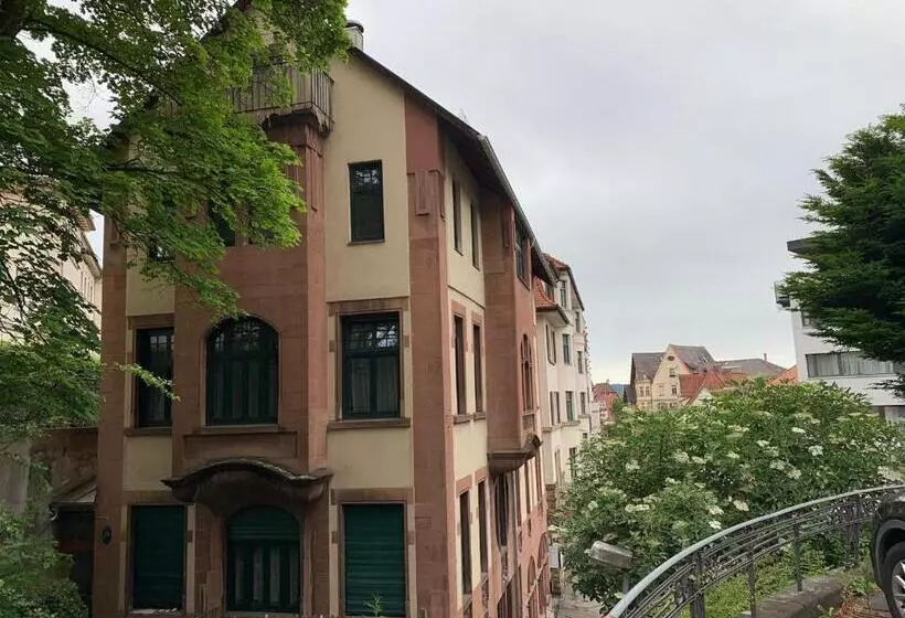 ペンション Ferienzimmer Tübingen