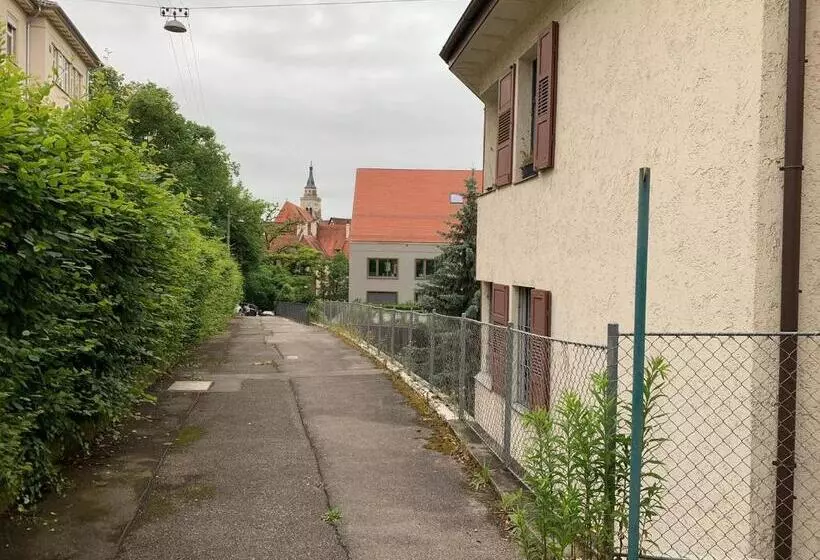 ペンション Ferienzimmer Tübingen