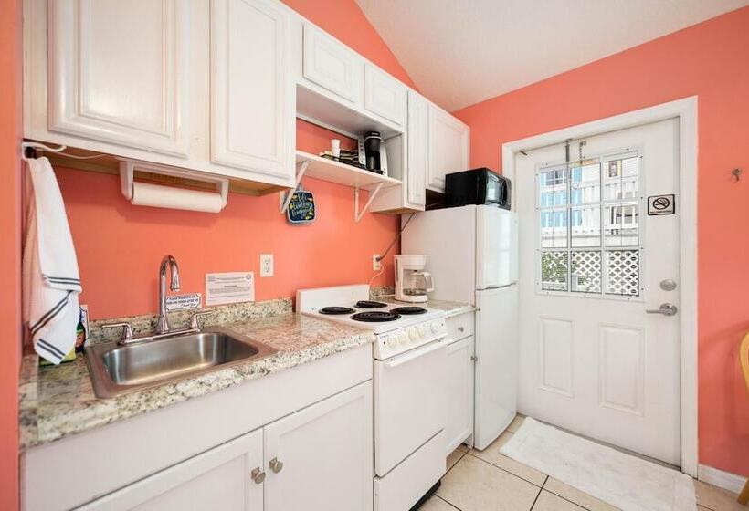 酒店 Seahorse Beach Bungalows