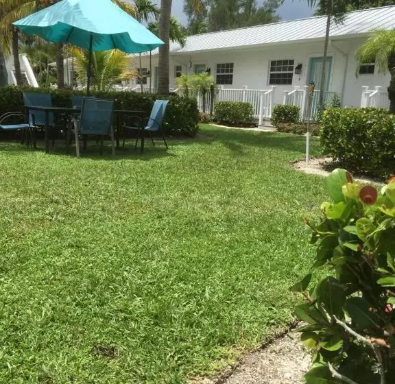 هتل Seahorse Beach Bungalows