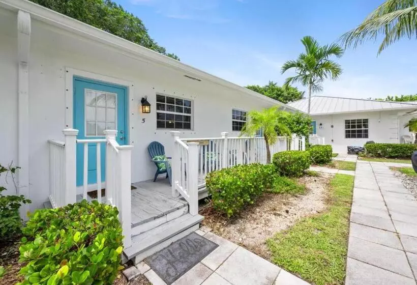 هتل Seahorse Beach Bungalows