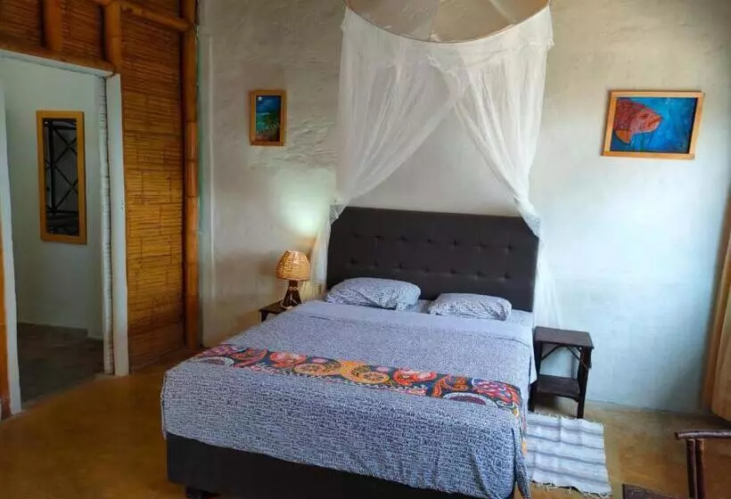 ペンション Mancora Beach House