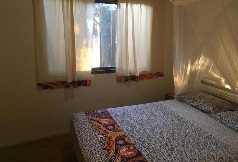 Pansiyon Mancora Beach House