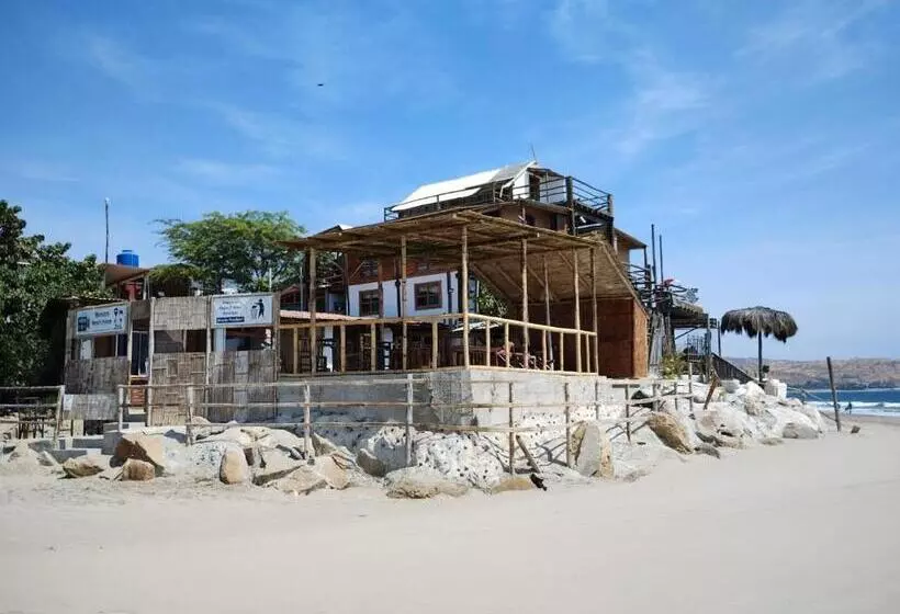 ペンション Mancora Beach House