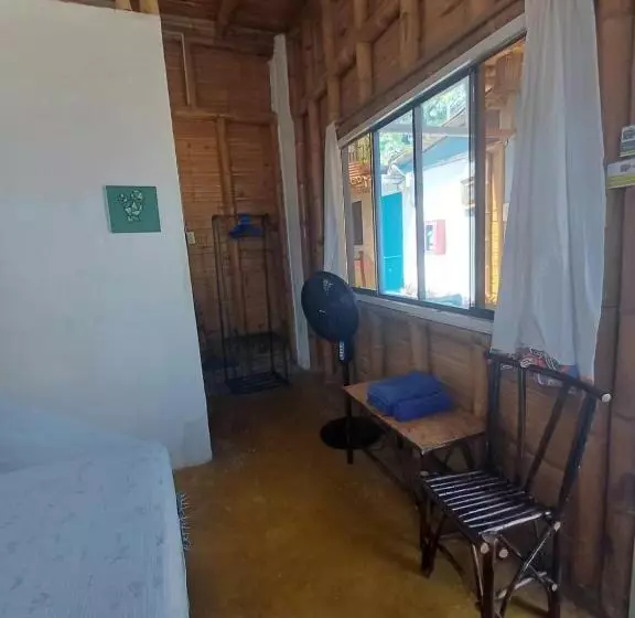 ペンション Mancora Beach House