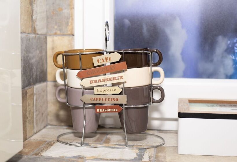 پانسیون Violetta