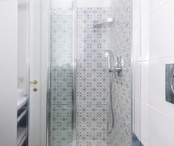 پانسیون Violetta