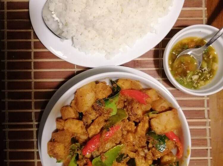 فندق صغير Macnara Traveller S Inn