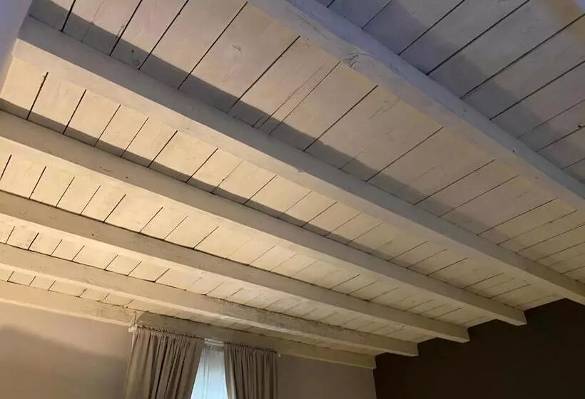 Majatalo Lo Stallone  Malpensa Milan Airport